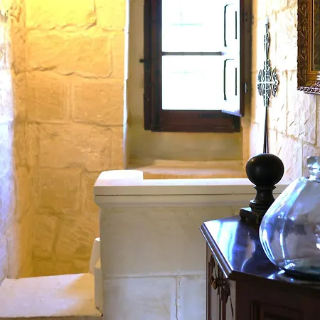 Traditional House Of Character In Gozo Għarb