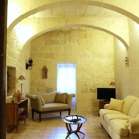 Traditional House Of Character In Gozo Holiday home Gharb (Gozo)