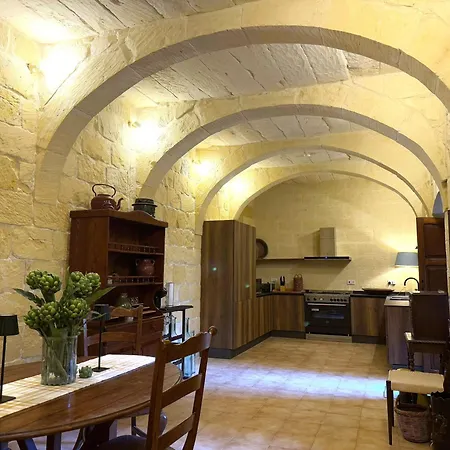 Traditional House Of Character In Gozo Сasa de vacaciones *