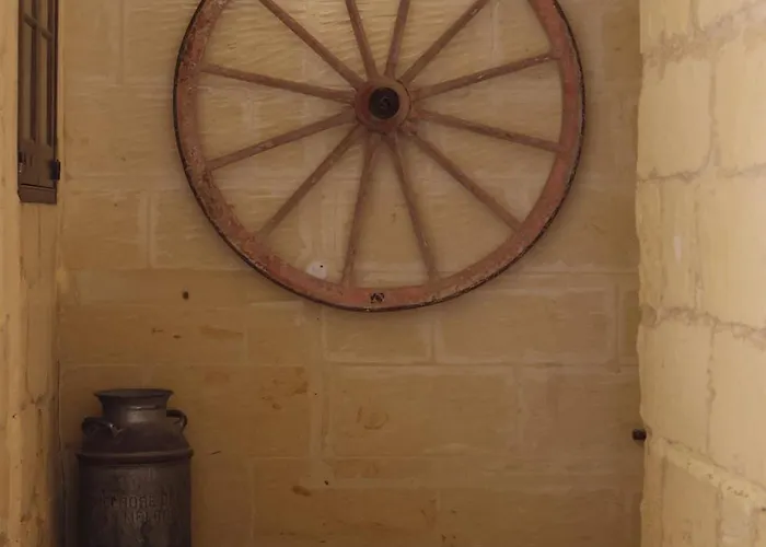 Traditional House Of Character In Gozo Nyaraló *
