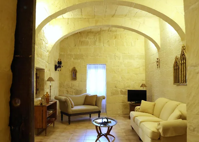 Traditional House Of Character In Gozo Nyaraló Għarb
